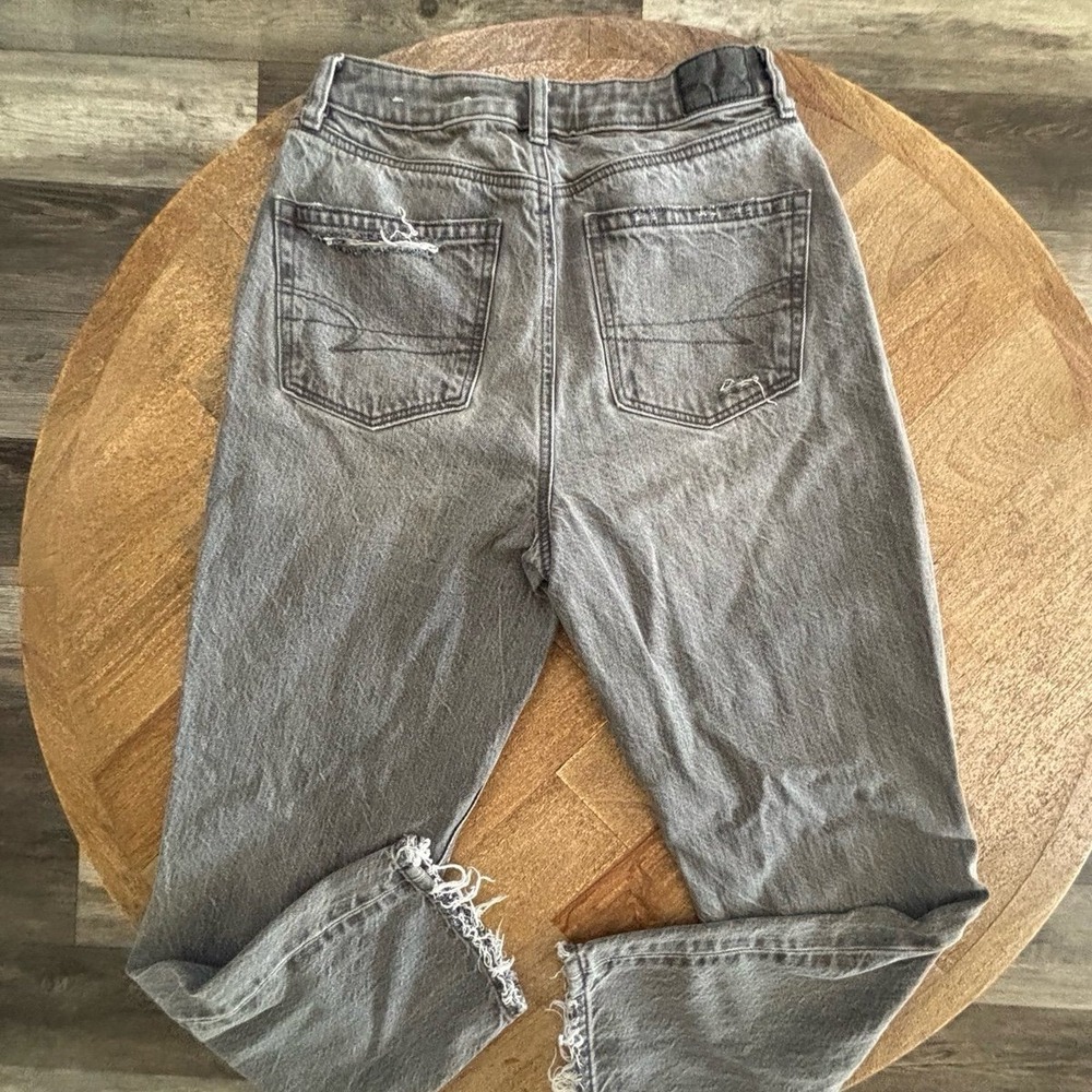 American eagle mom jean 2 Short - Picture 4 of 11